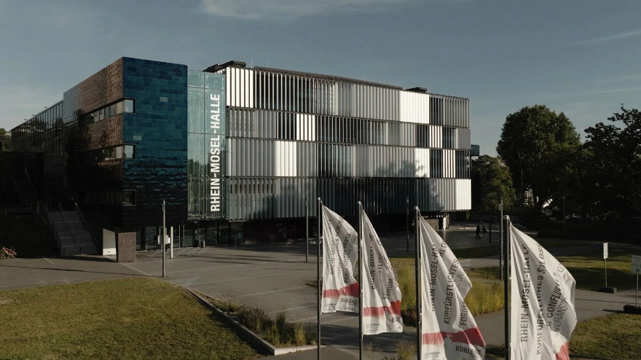 Rhein-Mosel-Halle - Modernes Tagen in Koblenz